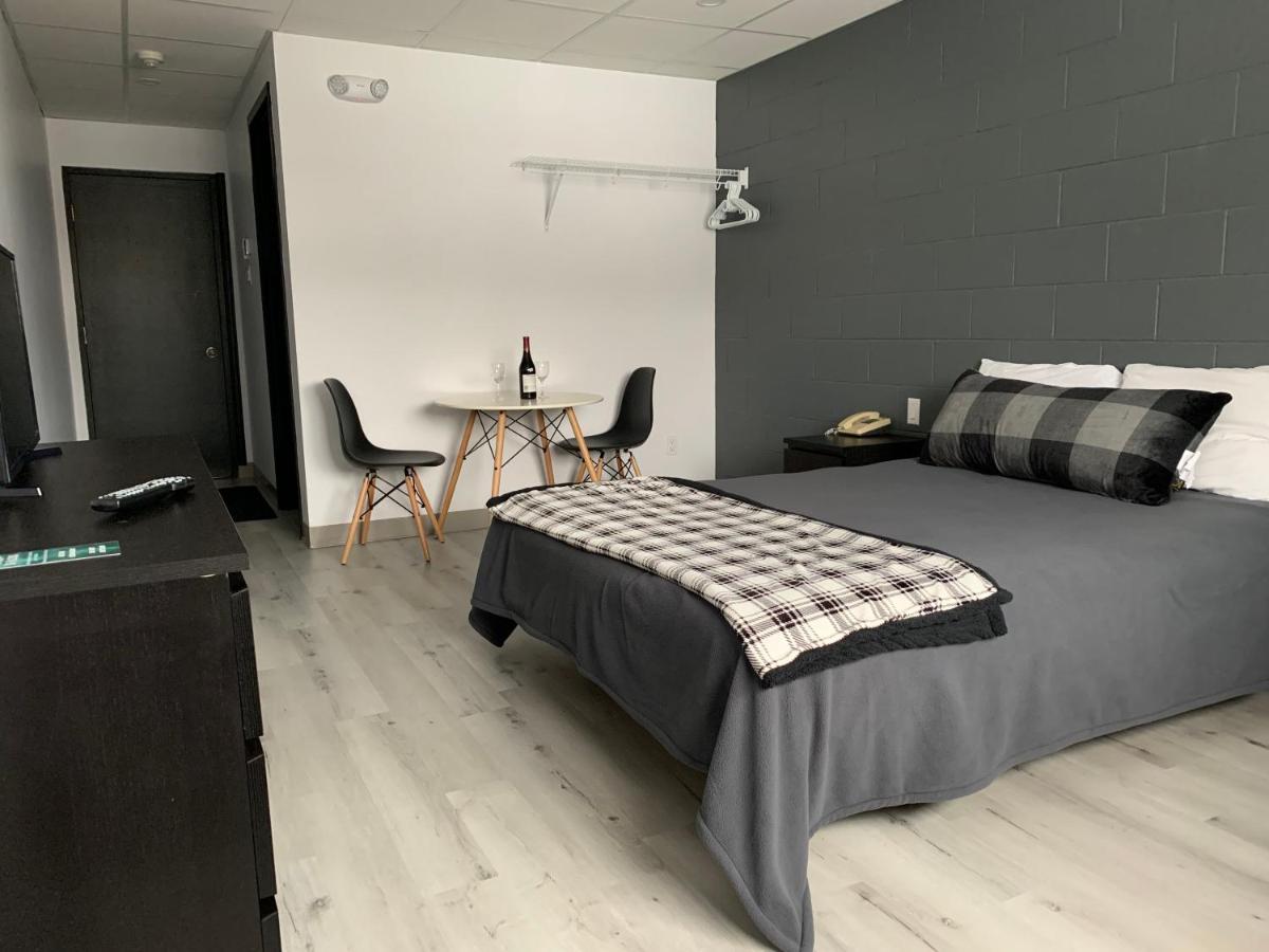 Hotel St-Alexis Saint-Raymond Экстерьер фото
